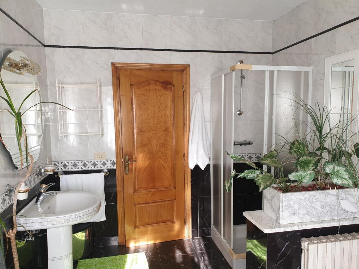Villa Anamar Lugo Esterno foto